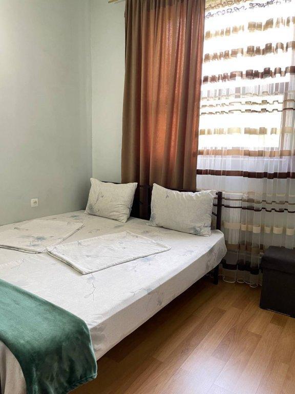 יירבאן Alem Hotel מראה חיצוני תמונה