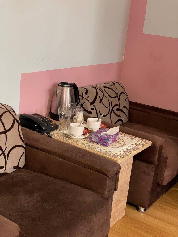 יירבאן Alem Hotel מראה חיצוני תמונה