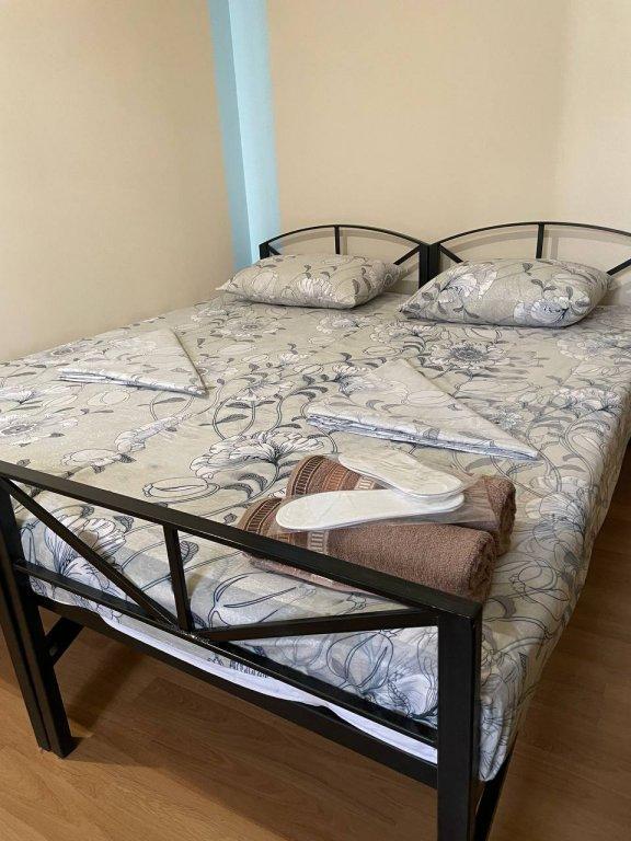 יירבאן Alem Hotel מראה חיצוני תמונה